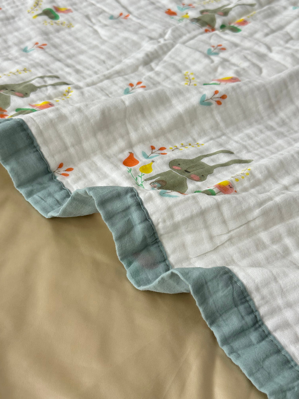 Rabbit Mania Full-Size – 6 Layer Organic Muslin Blanket